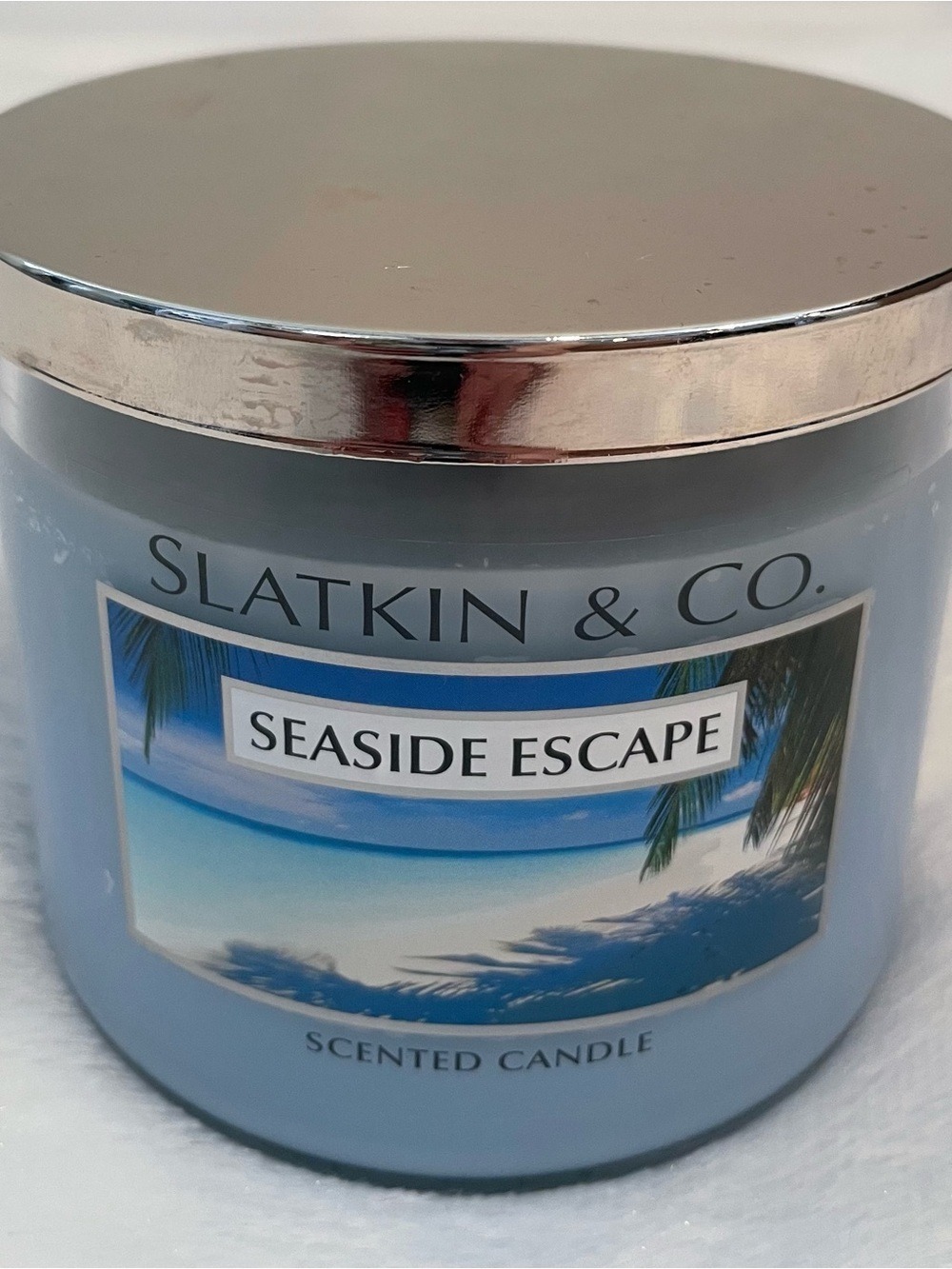Slatkin & Co. Seaside Escape Scented Candle - Light Blue